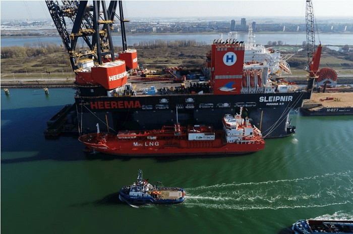 Puerto de Rotterdam LNG Bunkering