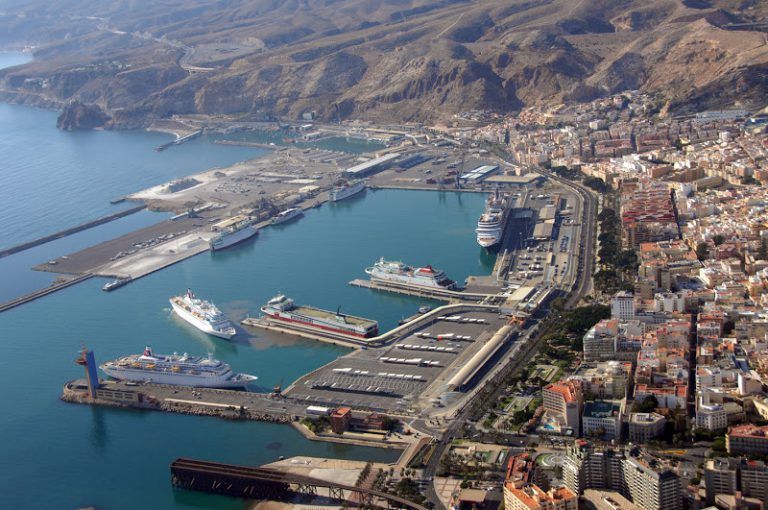 Puerto de Almería