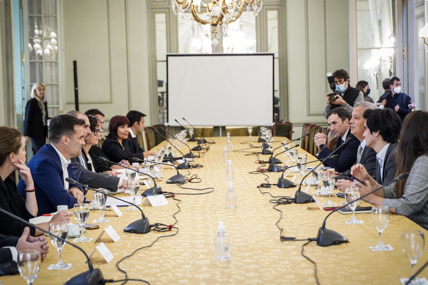 El Secretario de Energía ratificó la política de exportaciones en firme a Chile