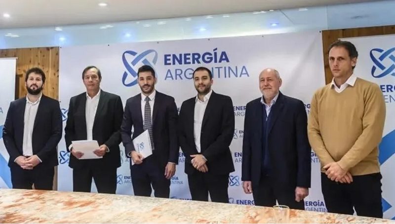 Energía Argentina firma contrato para la provisión de cañerías del gasoducto Presidente Néstor Kirchner