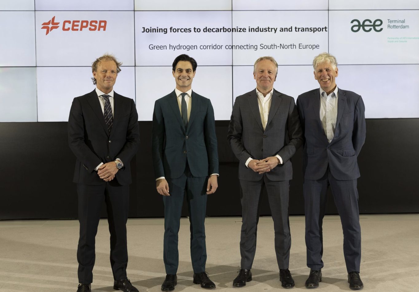 ACE Terminal y Cepsa firman un acuerdo para la importación de hidrógeno verde y amoníaco
