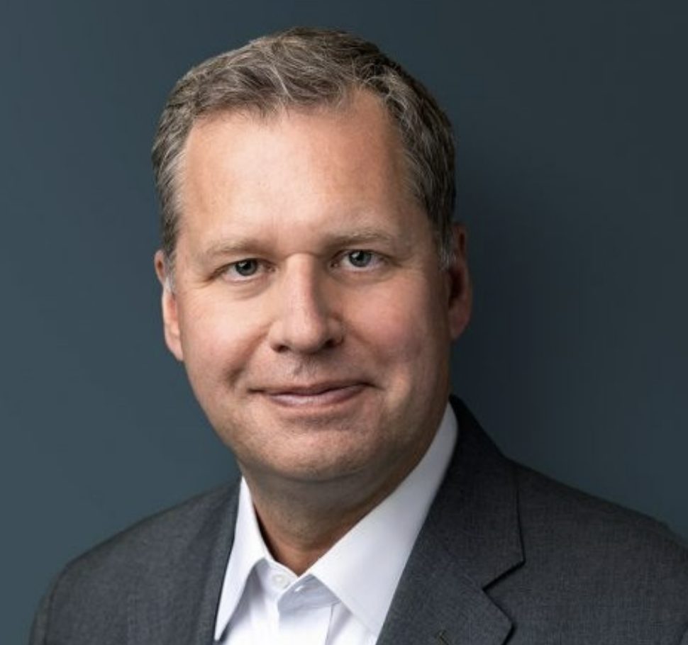 Steven Kobos
