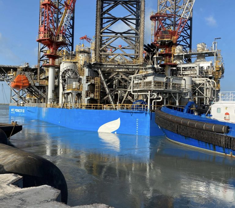 Pioneer III de Fast LNG 1 rumbo hacia Altamira, México
