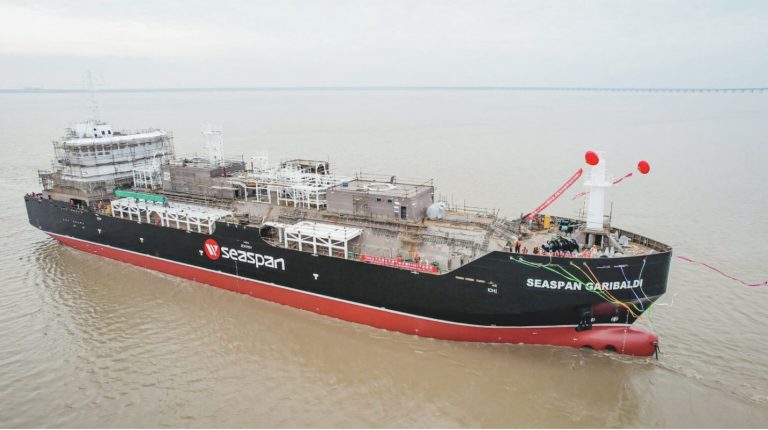 Seaspan lanza el primer buque búnker de GNL que servirá en Panamá