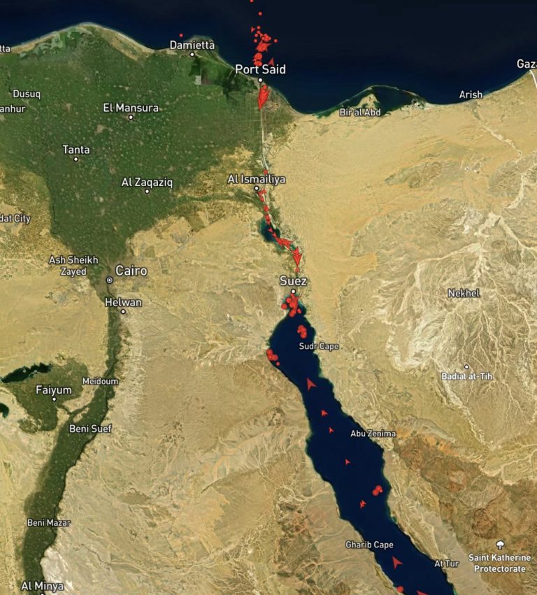 Qatar detiene los envíos de GNL a través del Mar Rojo