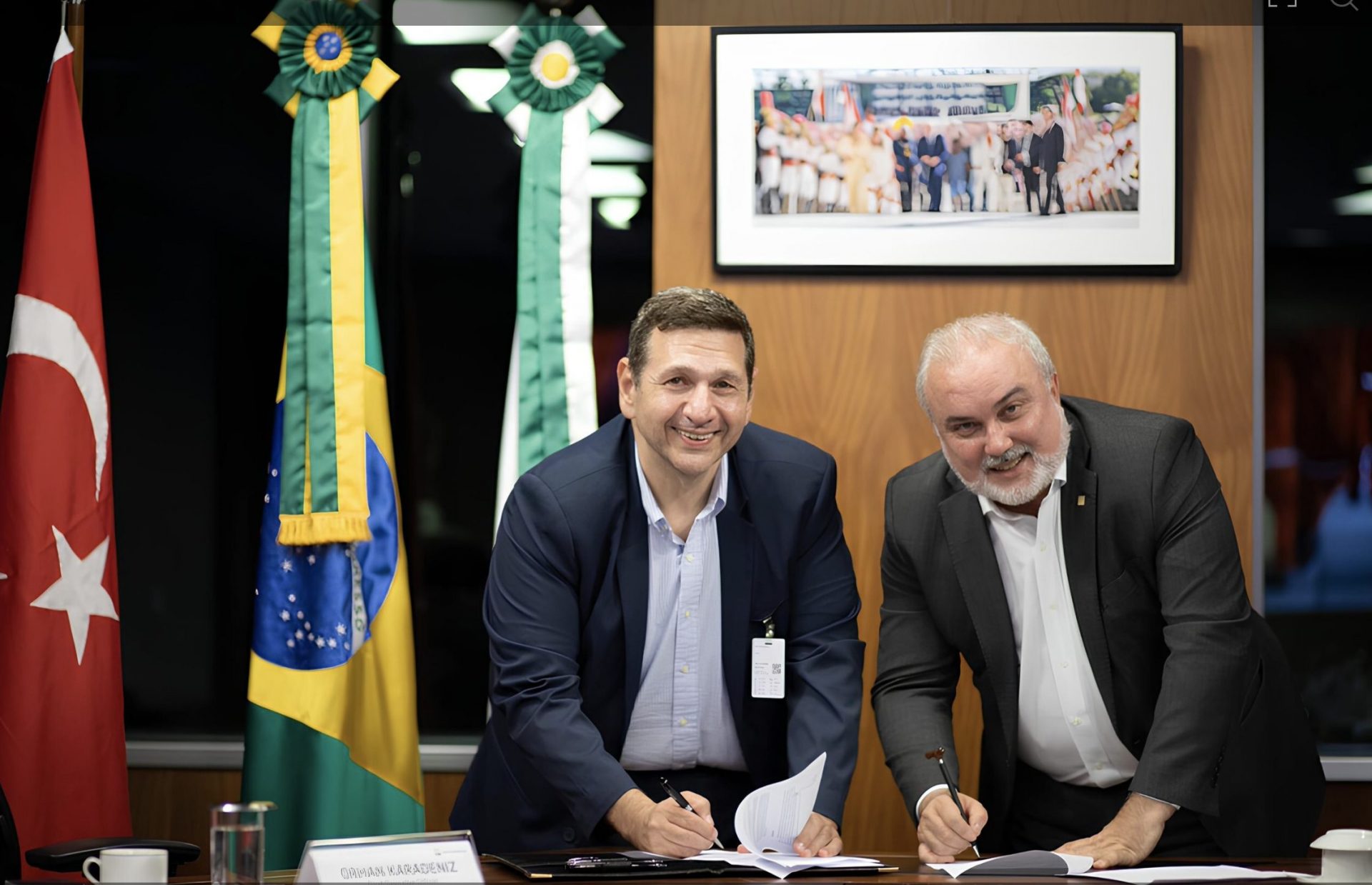 Karpowership y Petrobras firman alianza estratégica para potenciar proyectos integrados de gas natural en las Américas