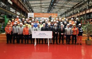 Nakilat celebra el corte de acero de 8 nuevos buques metaneros en el astillero coreano "Hanwha Ocean"