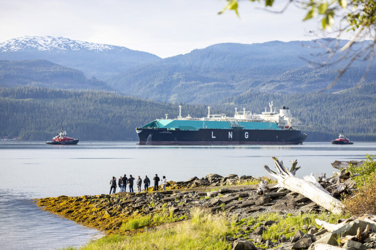 Petronas conmemora su primer cargamento de GNL desde la planta de LNG Canada