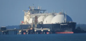 China refuerza su relación energética con Rusia: segundo cargamento de GNL sancionado arriba a puerto chino