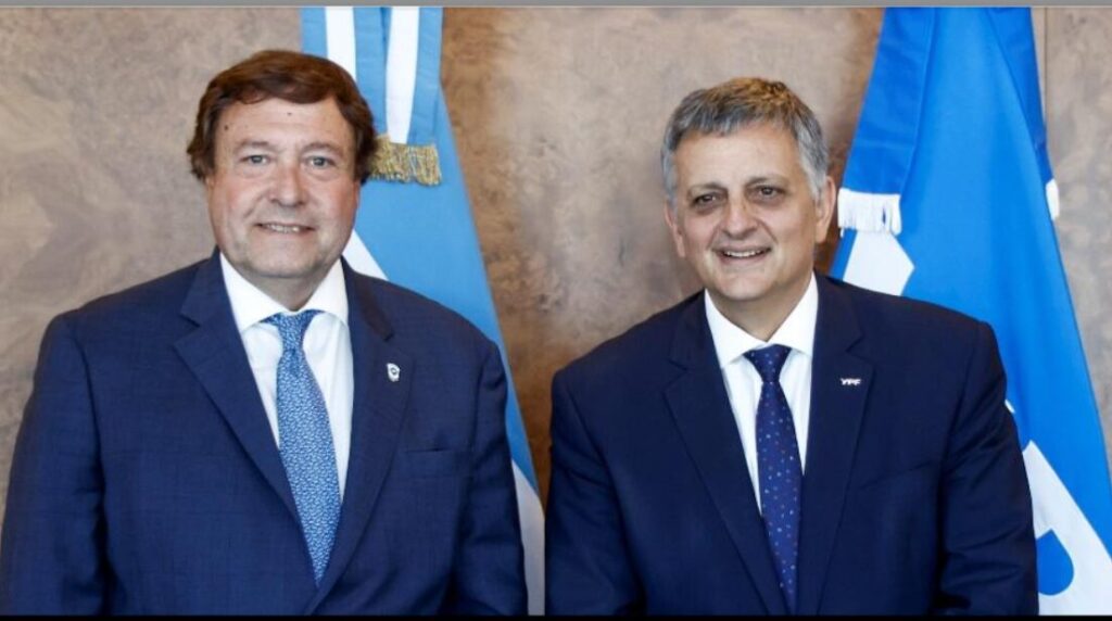 YPF y Río Negro acuerdan el marco regulatorio provincial para el desarrollo del proyecto Argentina LNG