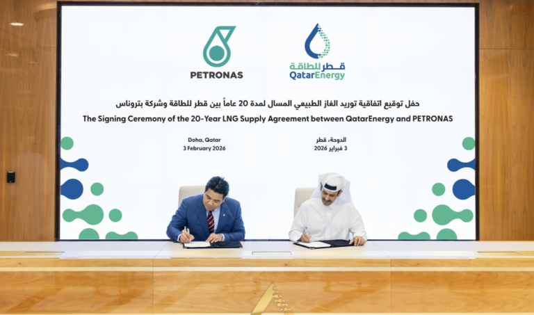 QatarEnergy y PETRONAS firman un acuerdo de 20 años para suministrar GNL a Malasia